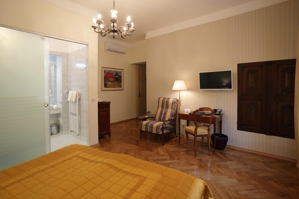 Fotić Frühstückspension 4*